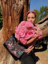 Carica l'immagine nel visualizzatore di Gallery, CHANEL - RUNWAY