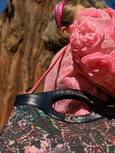 Carica l'immagine nel visualizzatore di Gallery, CHANEL - RUNWAY