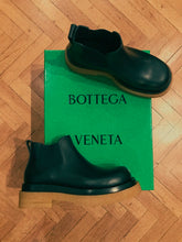 Carica l'immagine nel visualizzatore di Gallery, BOTTEGA VENETA - LUG BOOTS (MAN)