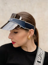 Carica l'immagine nel visualizzatore di Gallery, DIOR CLUB VISOR
