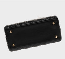 Carica l'immagine nel visualizzatore di Gallery, LADY DIOR