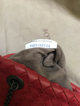 Carica l'immagine nel visualizzatore di Gallery, BOTTEGA VENETA Flat Pouch